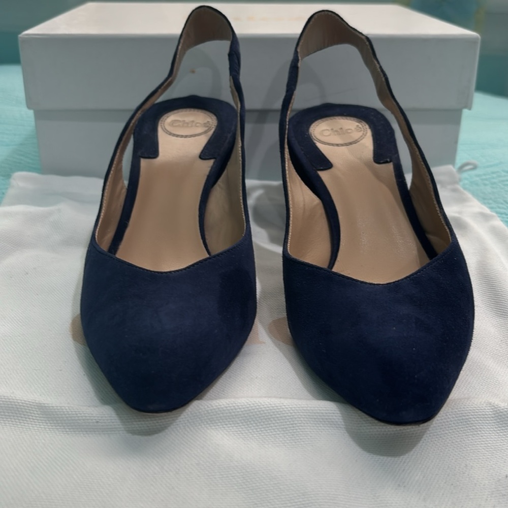 Chloe Laurena Scallop Slingback Pumps - Picture 5 of 15
